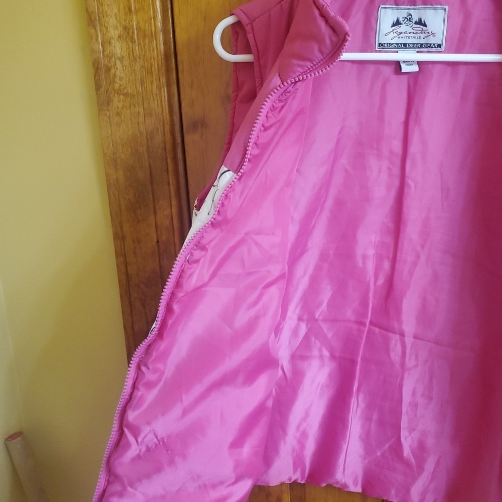 Legendary Whitetails Women's Camo Puffer Vest Pink Trim Size M  Full Zip Outdoor - Picture 8 of 11